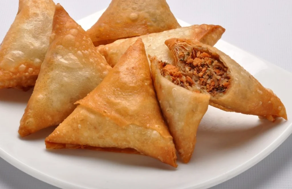 سمبوسة لحم - مطبخ صافي للأكل البيتي بالمنصورة