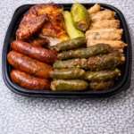 وجبة محشي مشكل+ ربع دجاجة