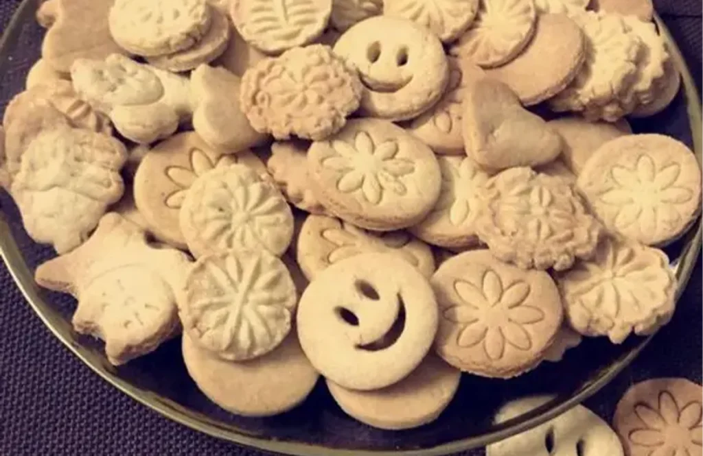 بسكويت اشكال للاطفال - مطبخ صافي للأكل البيتي