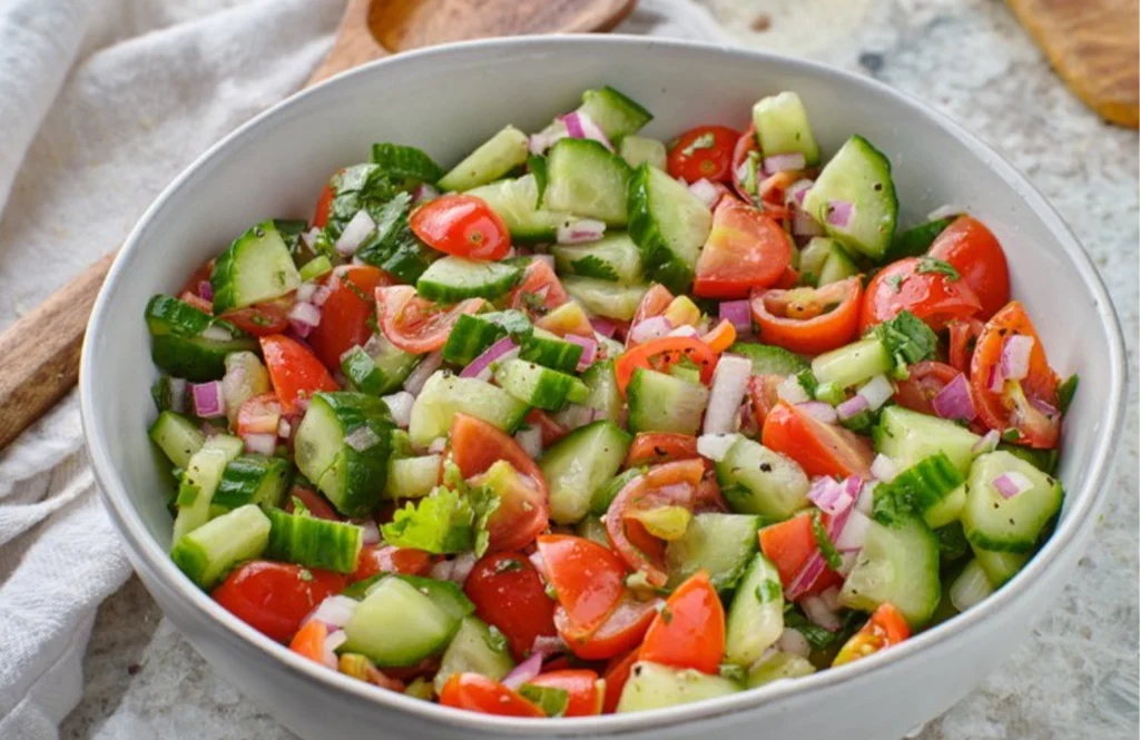 سلطة خضراء بلدي - مطبخ صافي للأكل البيتي