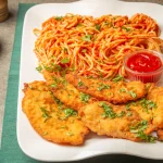 طبق مكرونة بالصلصة و بانيه - مطبخ صافي للأكل البيتي